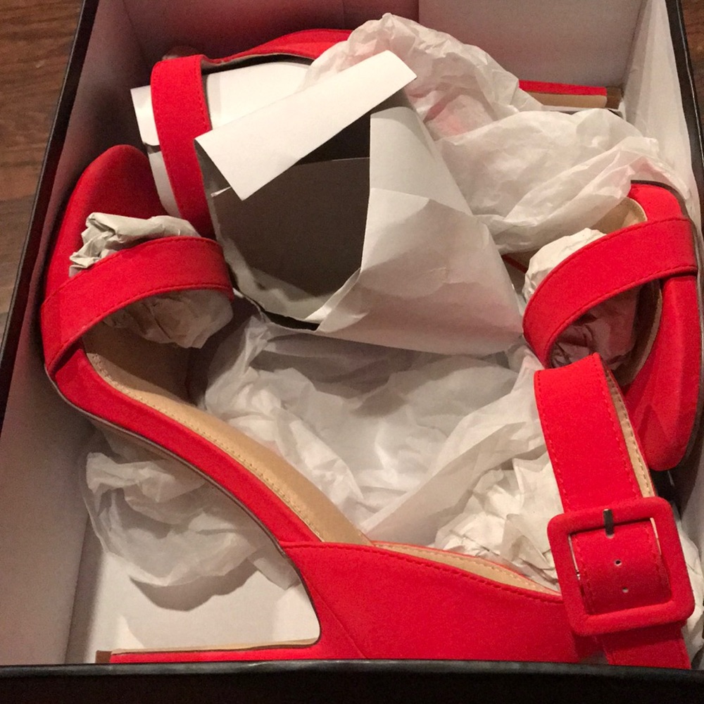 Heeled sandals